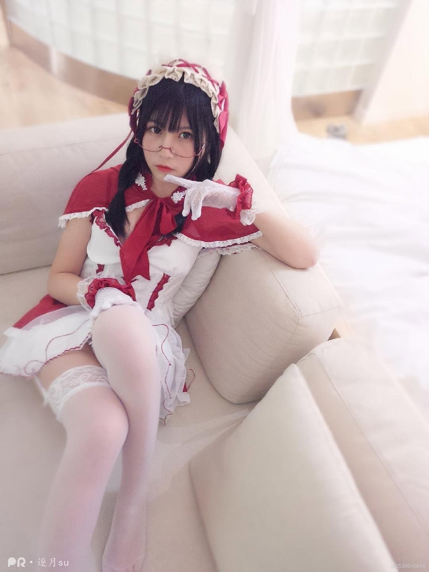 逐月su 44套精选写真图集及随拍视频合集 高清原档持续收录